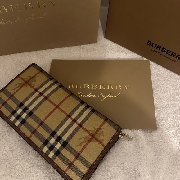 Burberry zippy organizer nova check - Picture 7 of 14